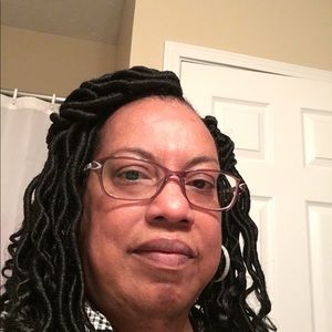 Meet your Posher, Paula